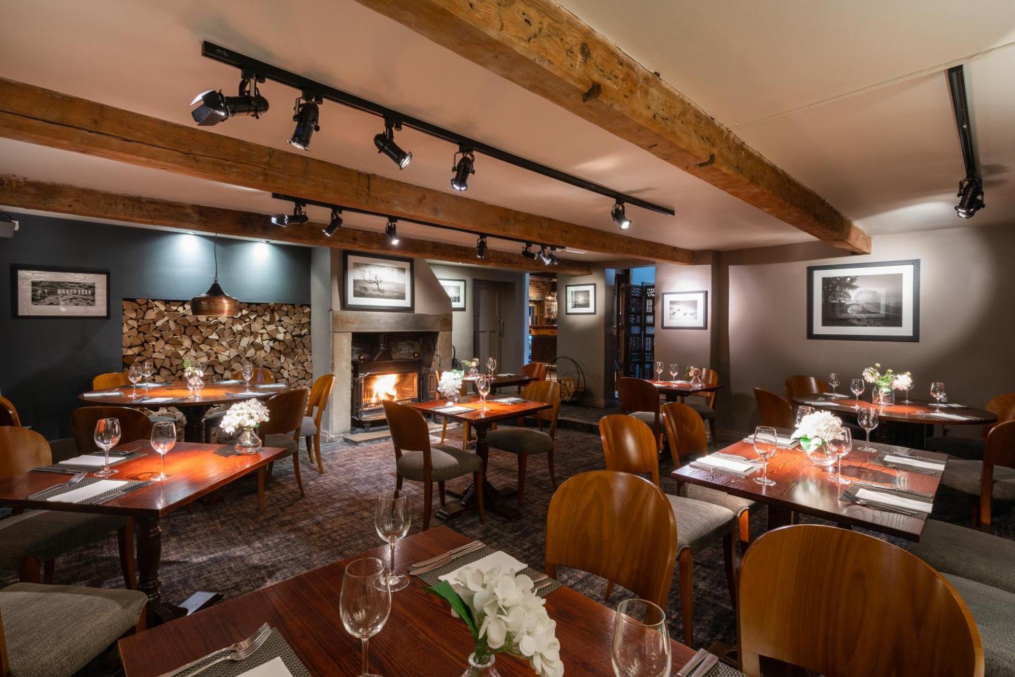 The White Hart At Lydgate Hotel Oldham Bagian luar foto